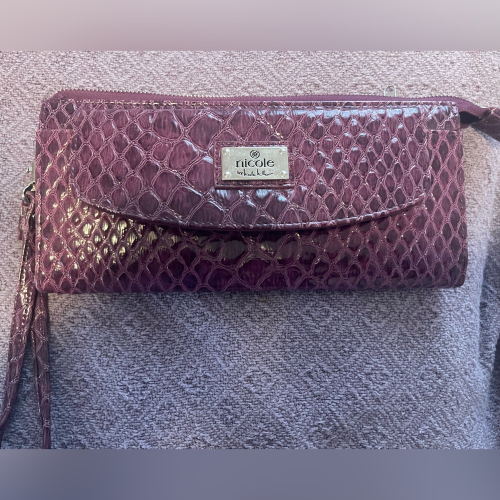 Faux Crocodile Purple Clutch Nicole Miller Wristlet Purse